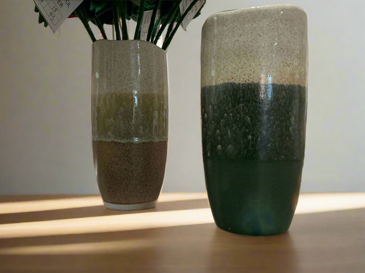 Pottery vase