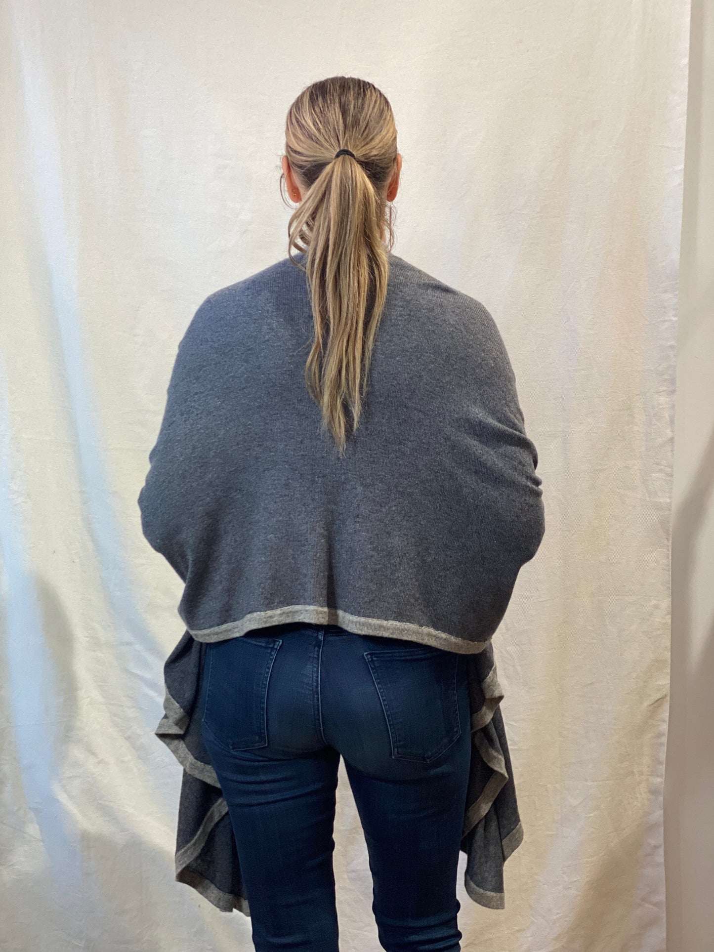 50% Sheep's Wool - 50% Cashmere Wrap (Reversable)