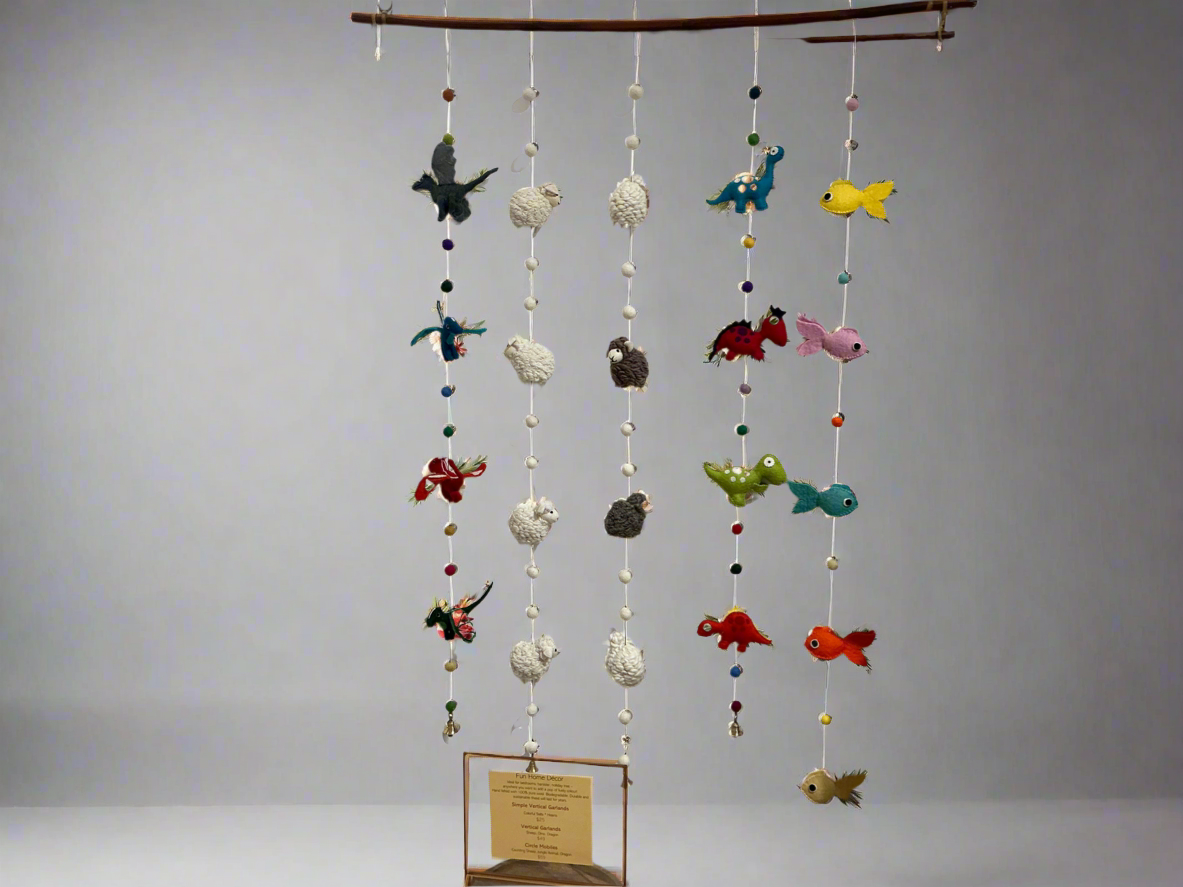 Vertical garland