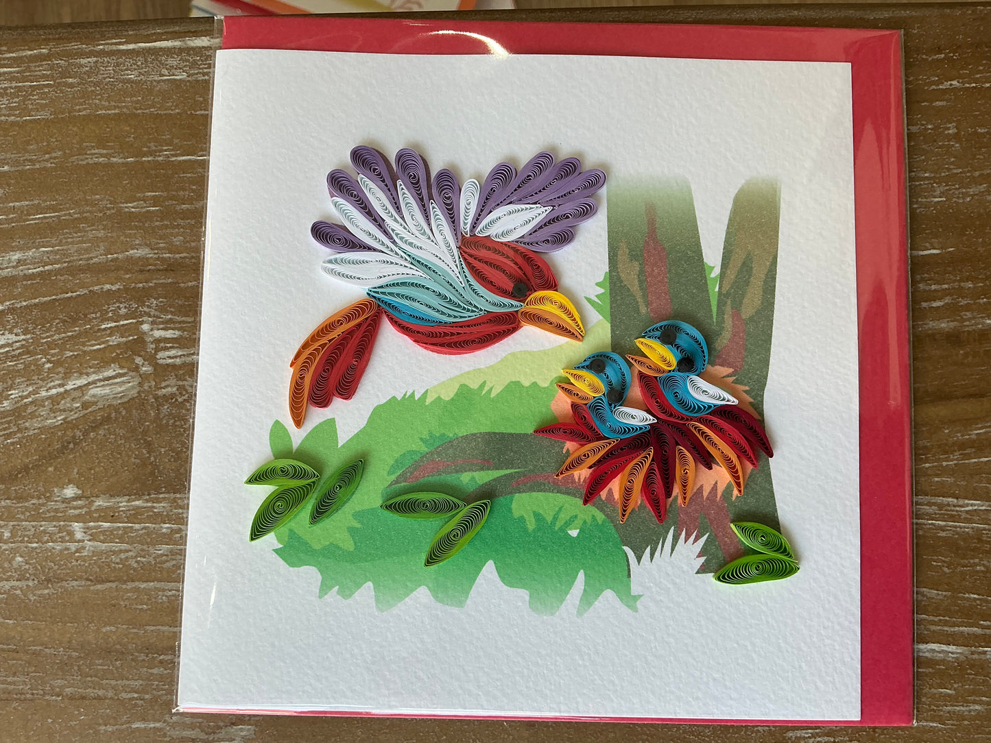 Mom with baby birds hand made quilling card