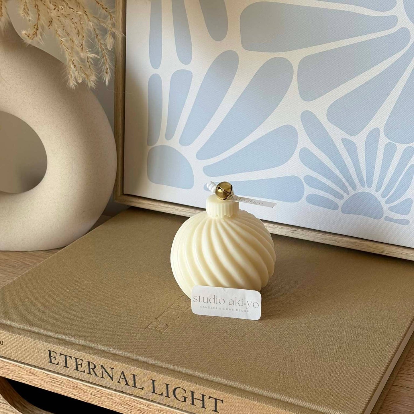 Holiday Swirl Ornament Soy Wax Candle | Christmas Decor: Ivory