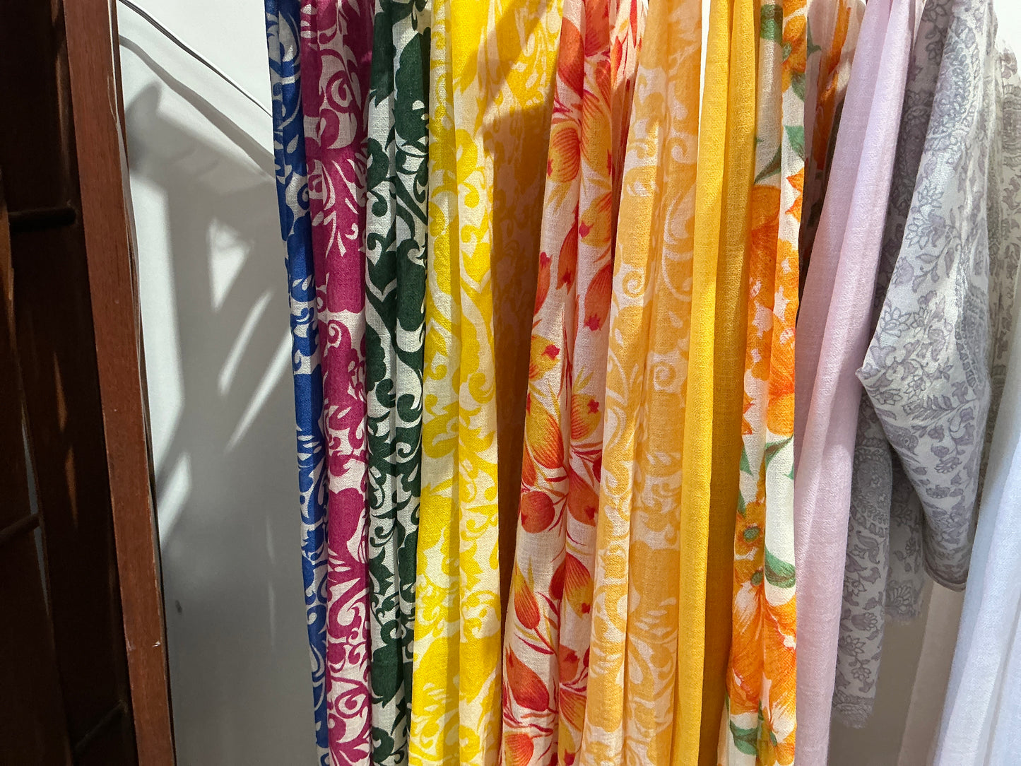 Print pashmina scarf POS