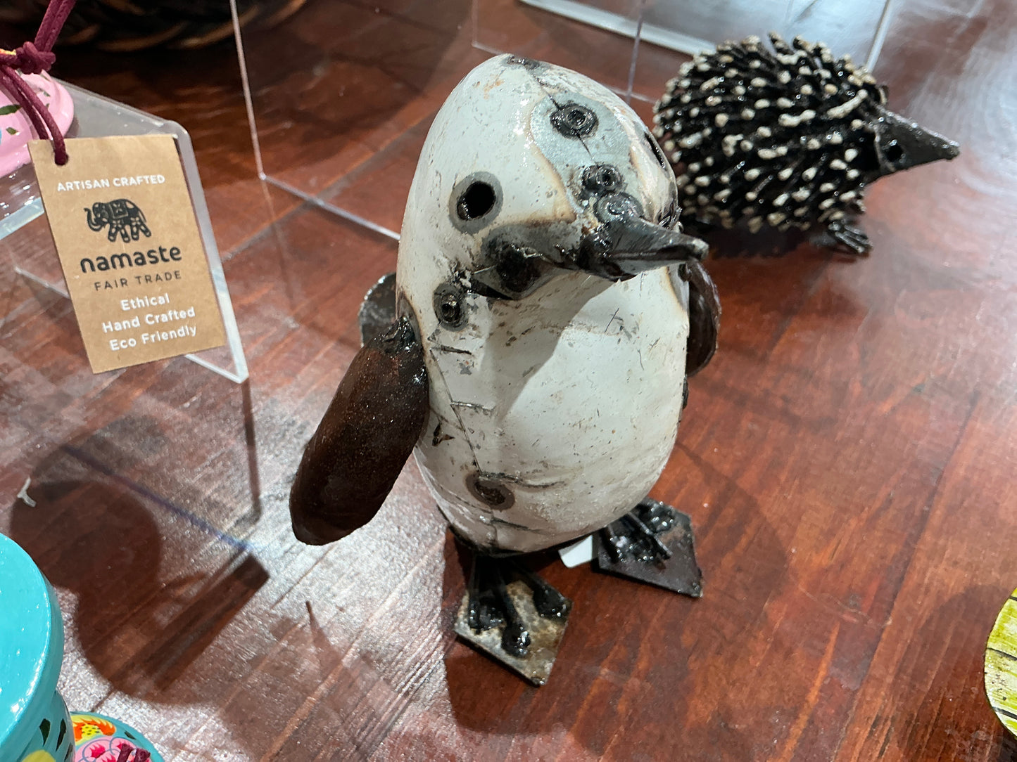 Sm11 white metal penguin