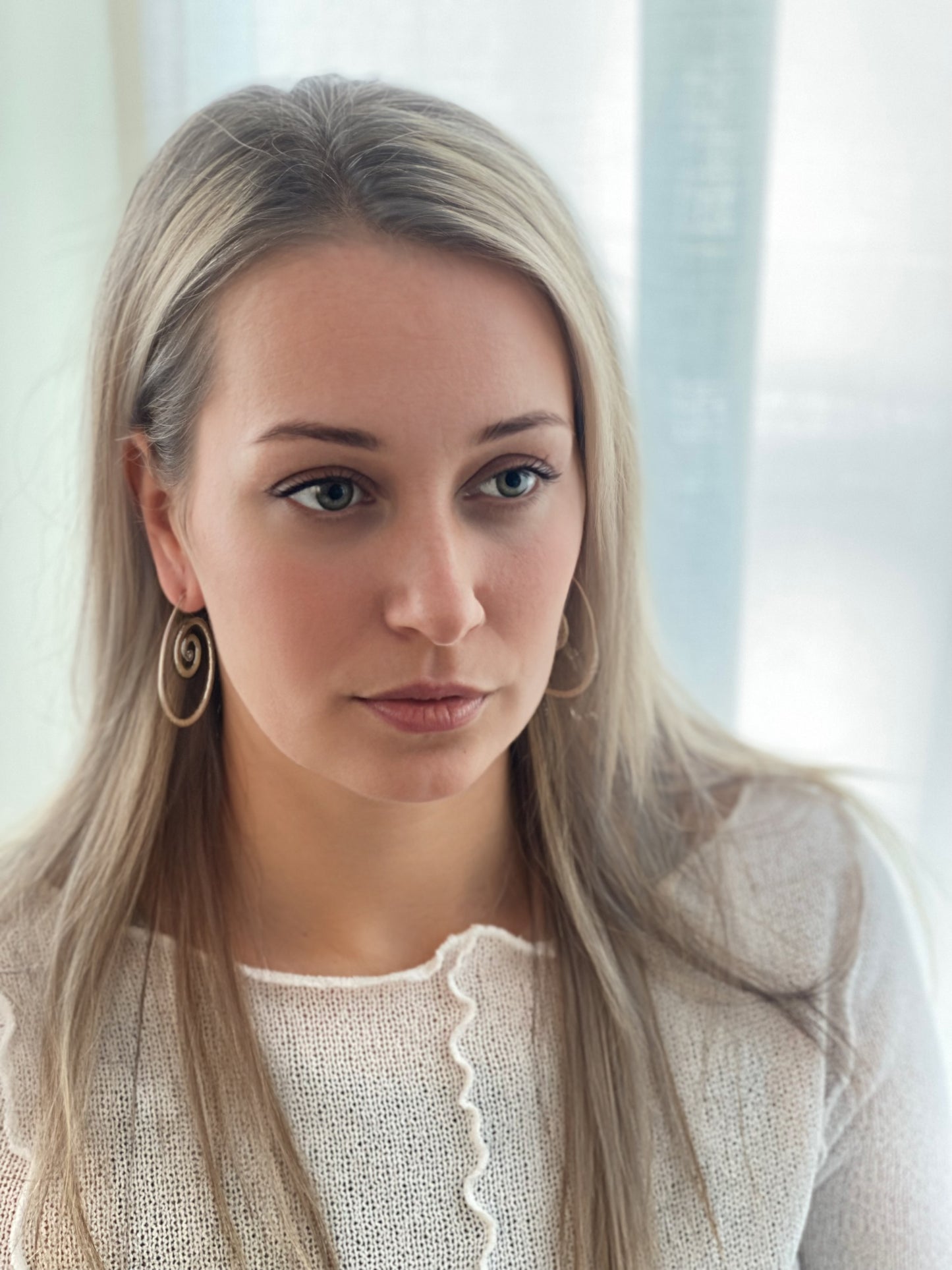 Swirling Light Earrings TE238