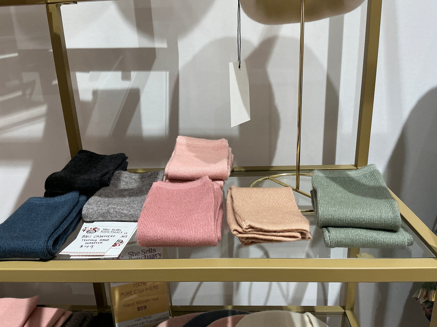 Cashmere gloves