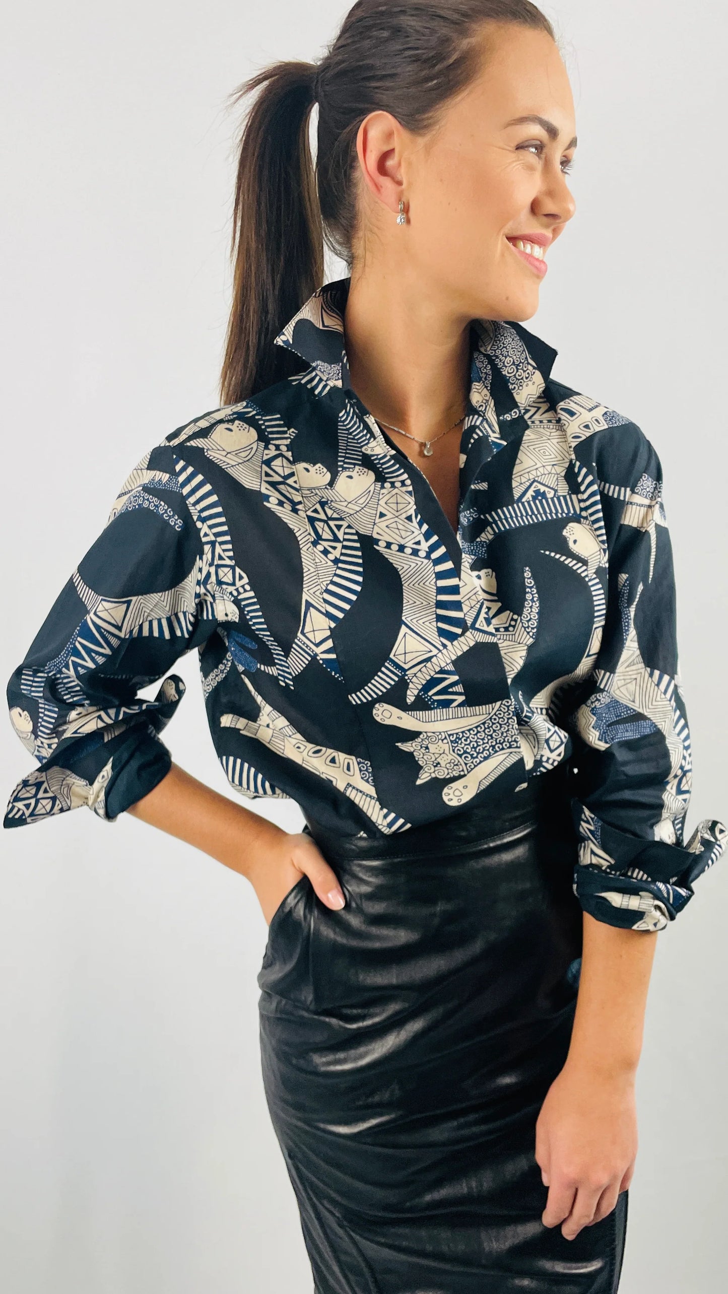 Women’s Cotton tuxedo shirt
