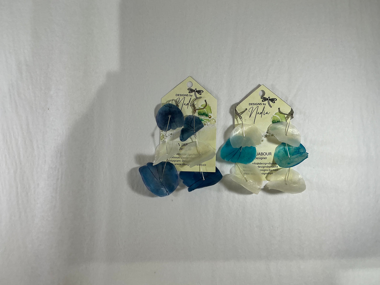 FLOATS