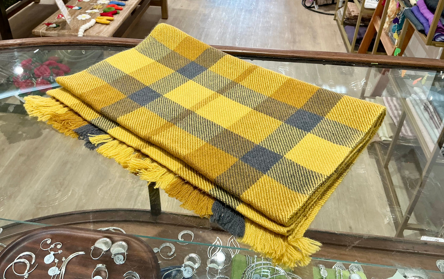100% Cashmere Gold Tartan NEW!