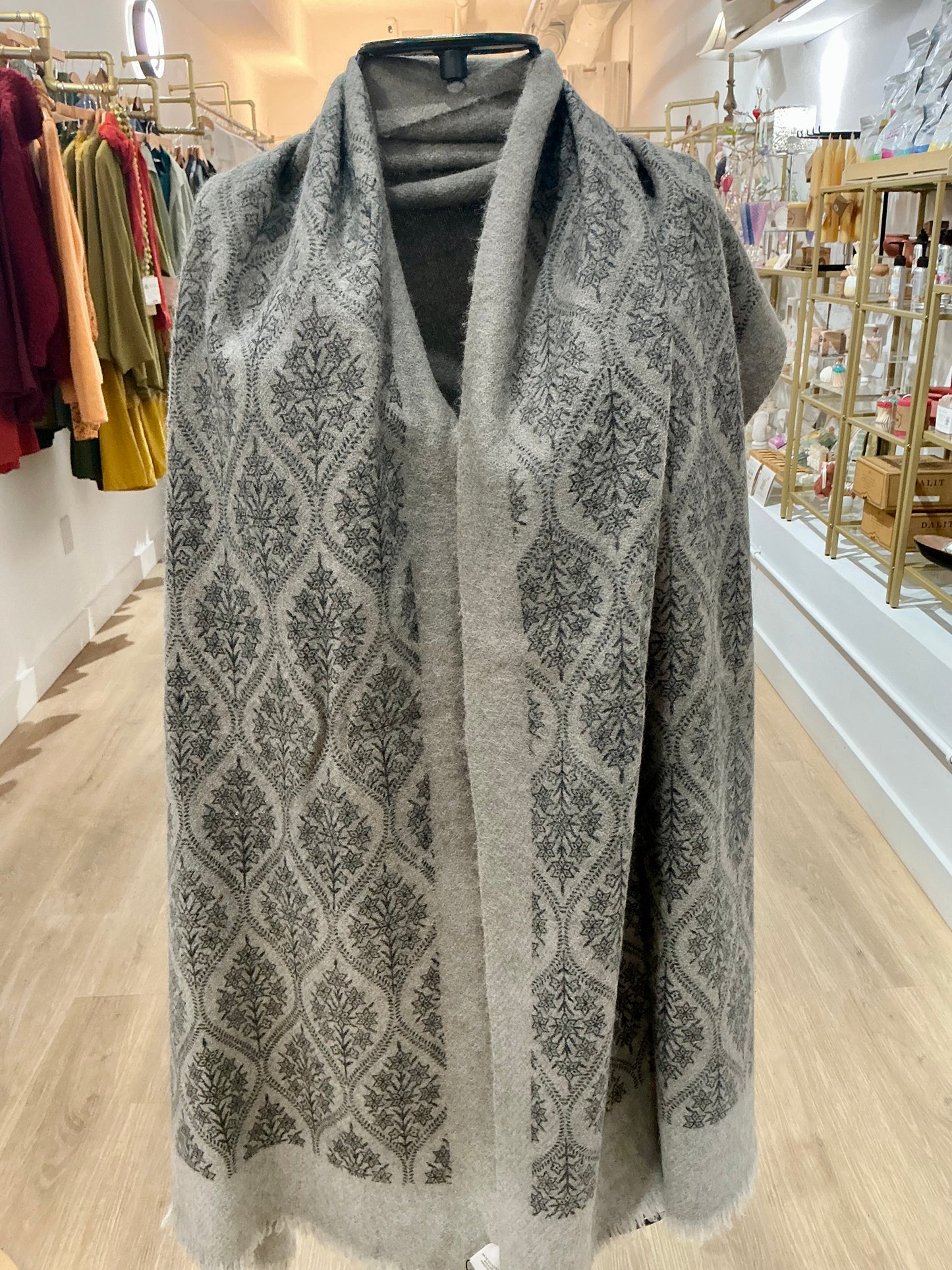 Yak Wool Scarf Grey Snowflake
