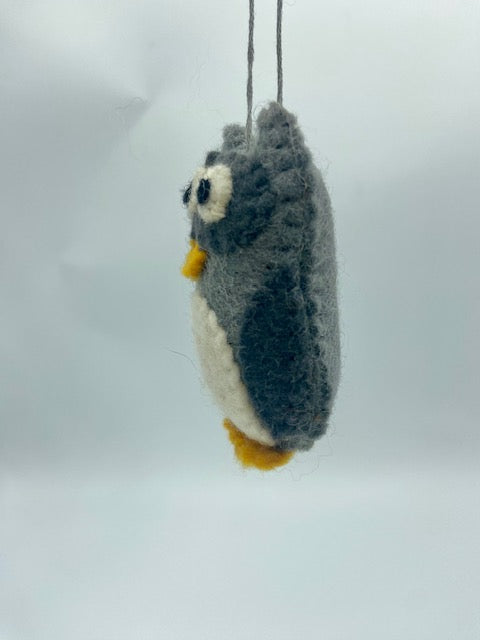 Grey Owl Ornament 211