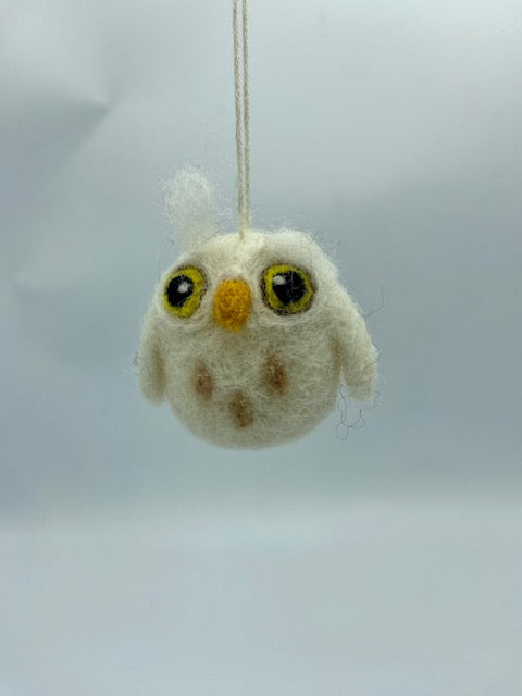 Mini White Owl Ornament 212