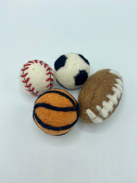 Set of Sporty Cat Toys