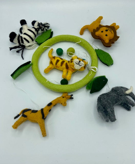 Circle Jungle Animal Mobile