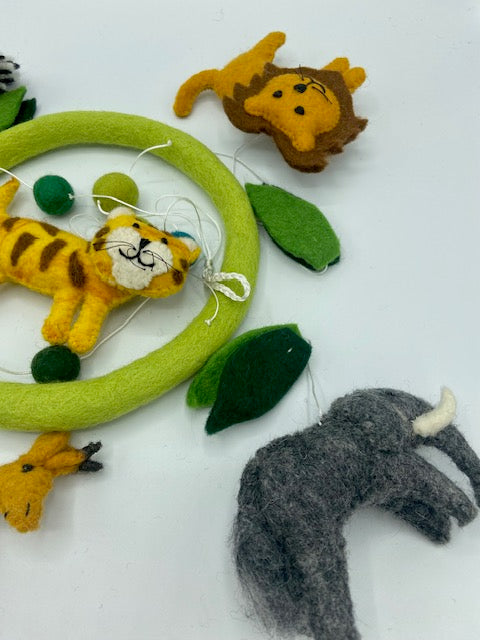 Circle Jungle Animal Mobile