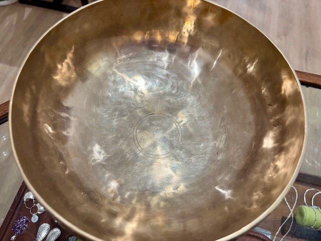 Singing Bowl Therapy Matt #9
