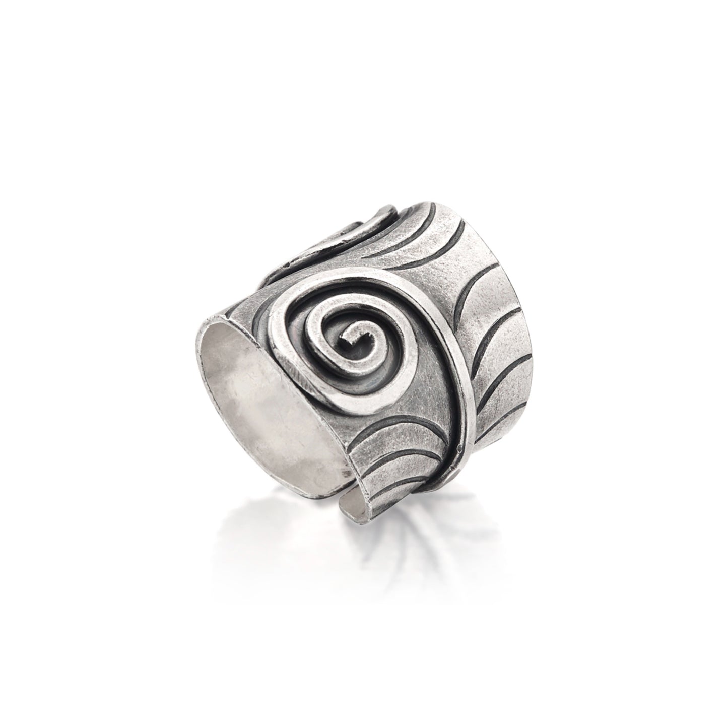 Coiled Leaf Ring TR127