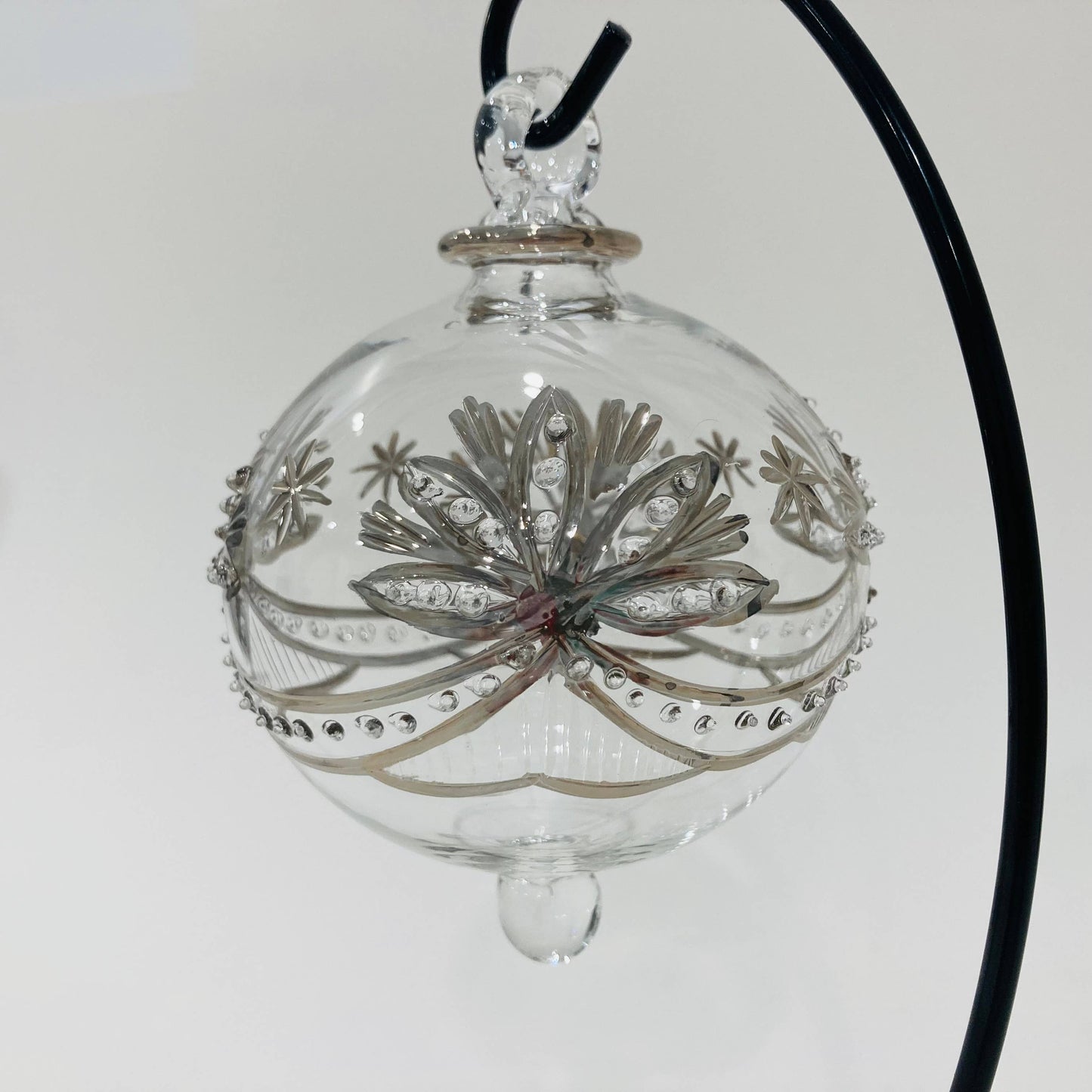Blown Glass - Lotus Garland Silver