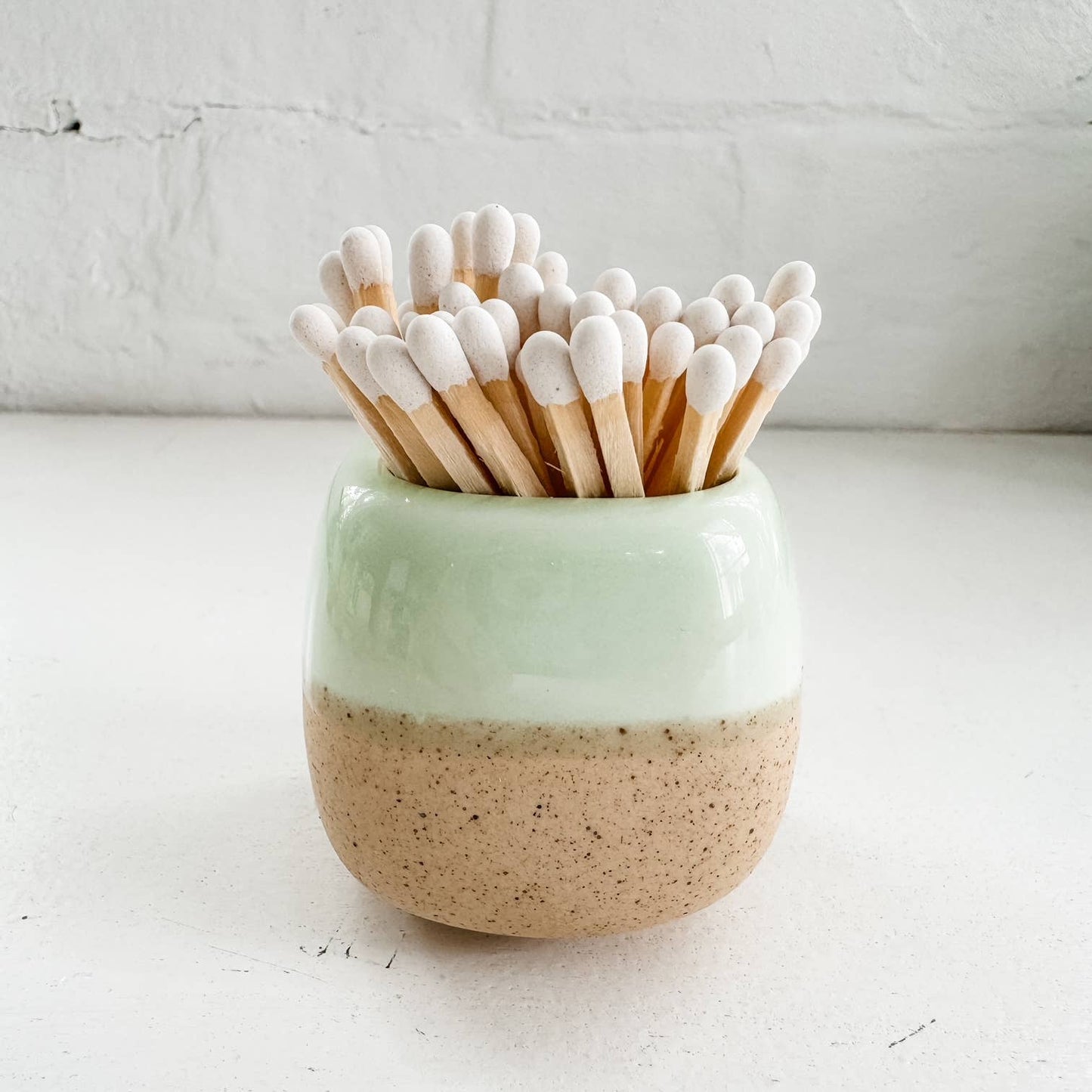 Ceramic Match Holder Ivory with 50 long matches