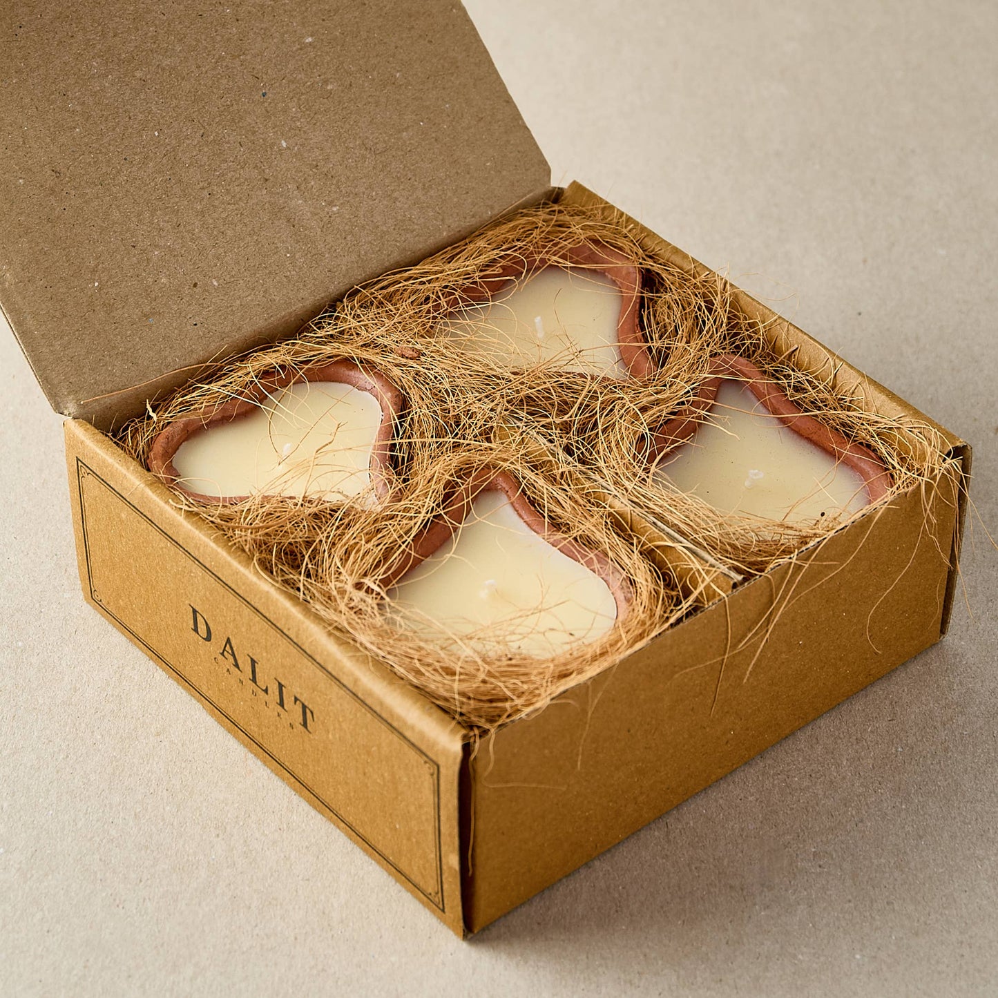 Heart-Shaped Terracotta Candle DHC