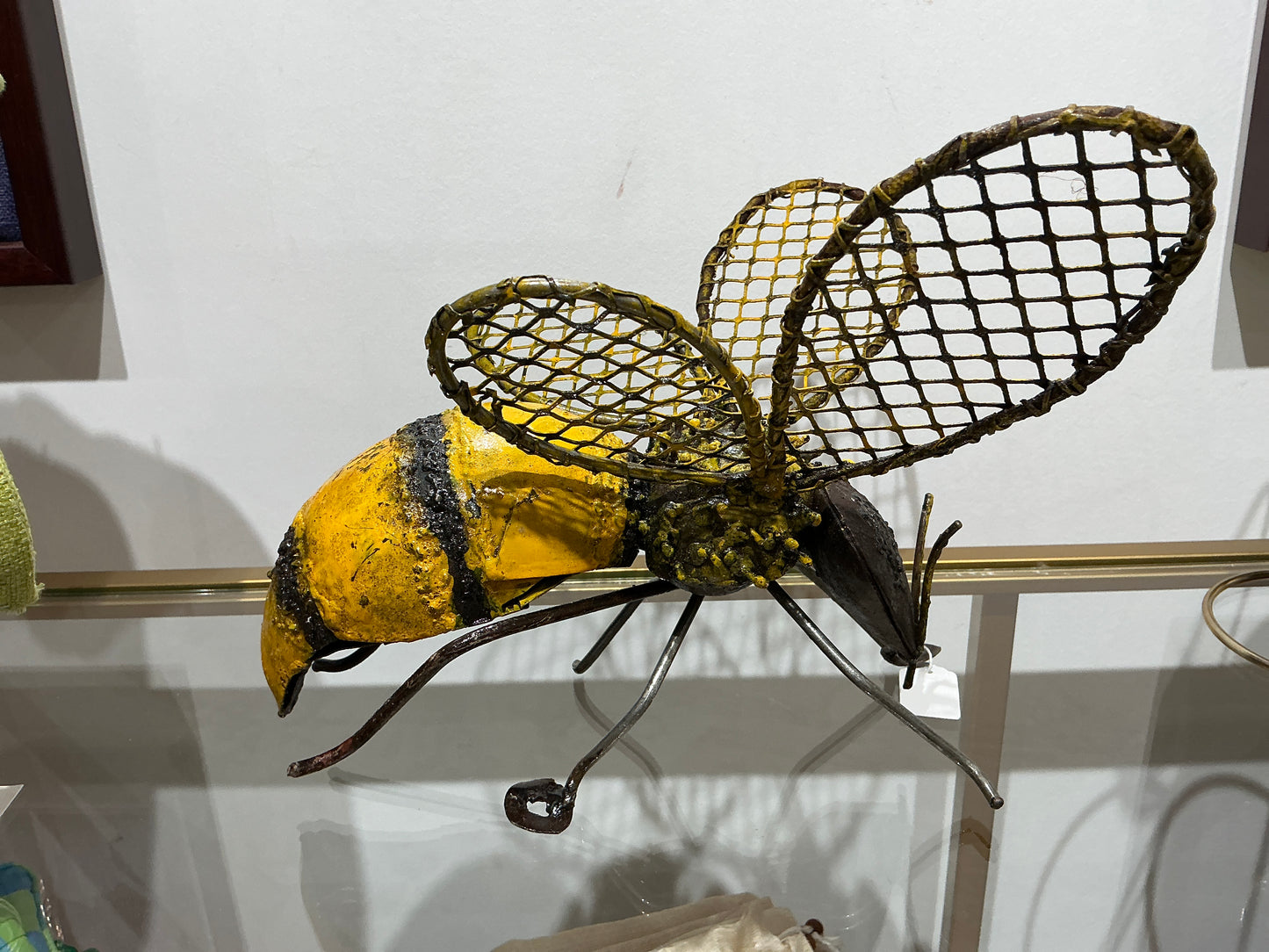 8 Inch Metal Bee With Mesh Wings SM50