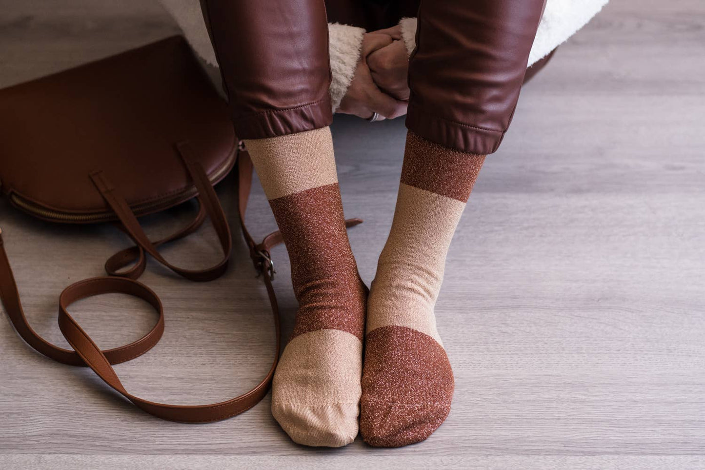 Women's Autumn Gold Stardust Socks: Women’s 5 – 10