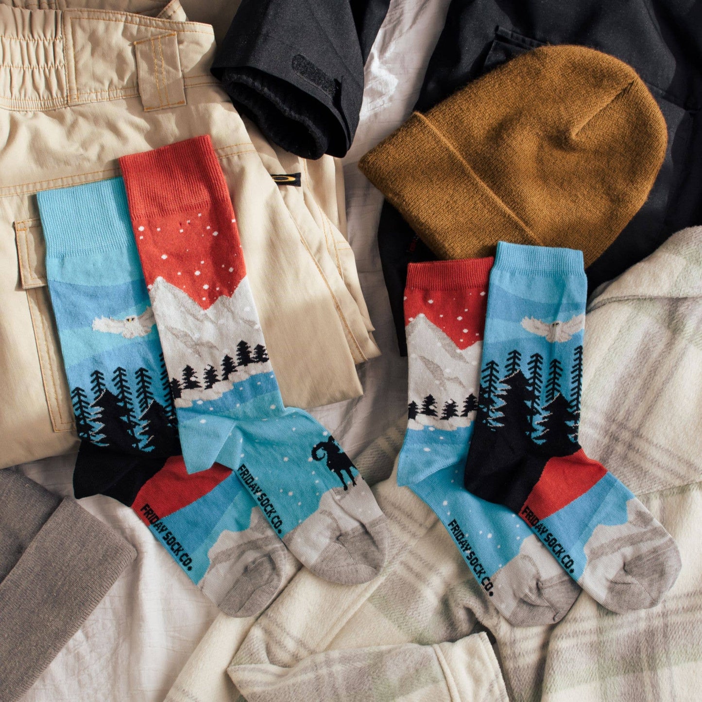 Women's Rocky Mountain Canadian Landscape Socks: Women’s 5 – 10