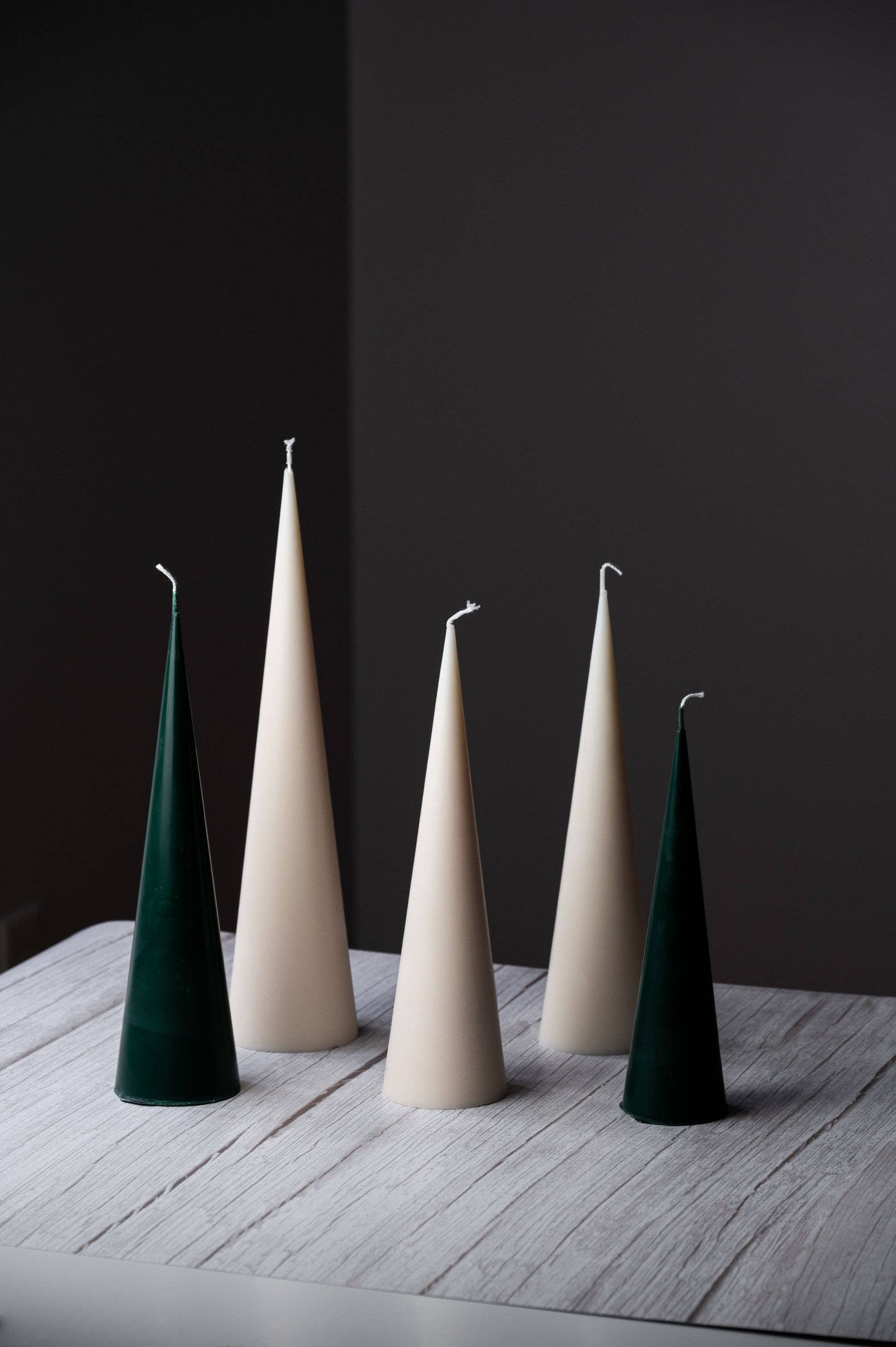 Spire Cone Candles : Uncoloured / Unscented / Medium