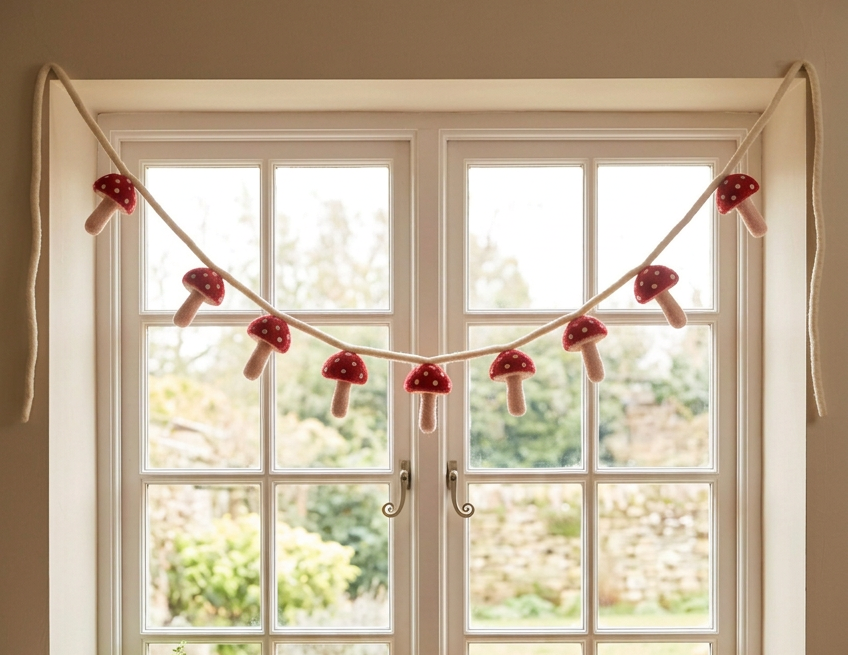 Horizontal Mushroom Garland