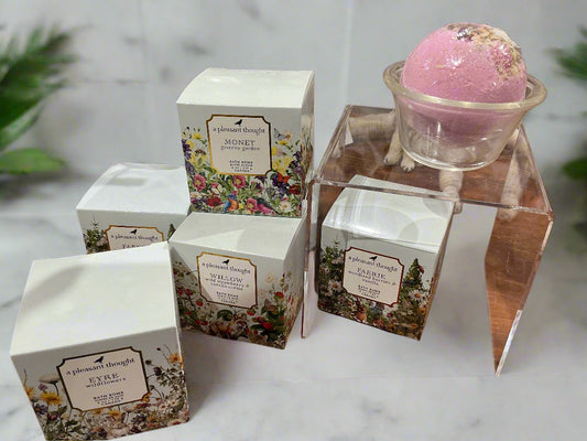 Bath bombs by A pleasant thought
