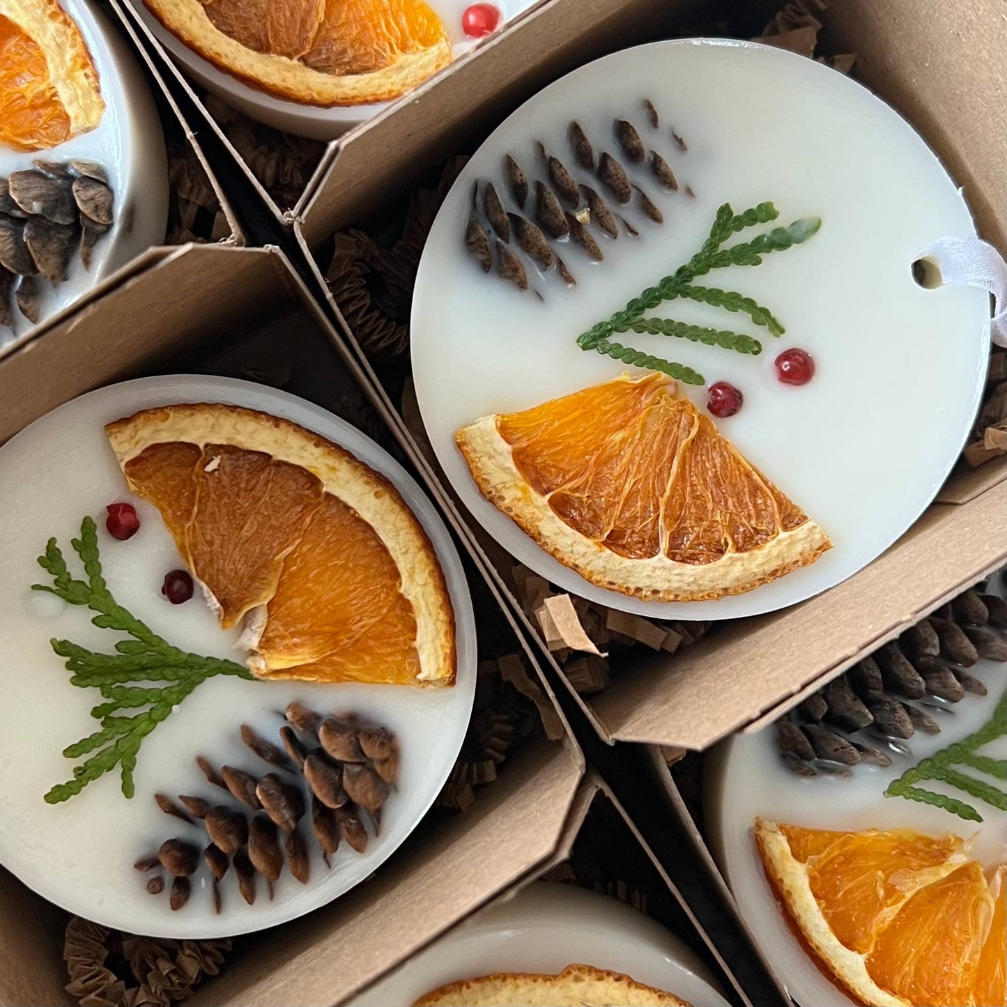 Scented Wax Sachet | Christmas Scented Candle Ornament: Clementine & Sage / Christmas edition