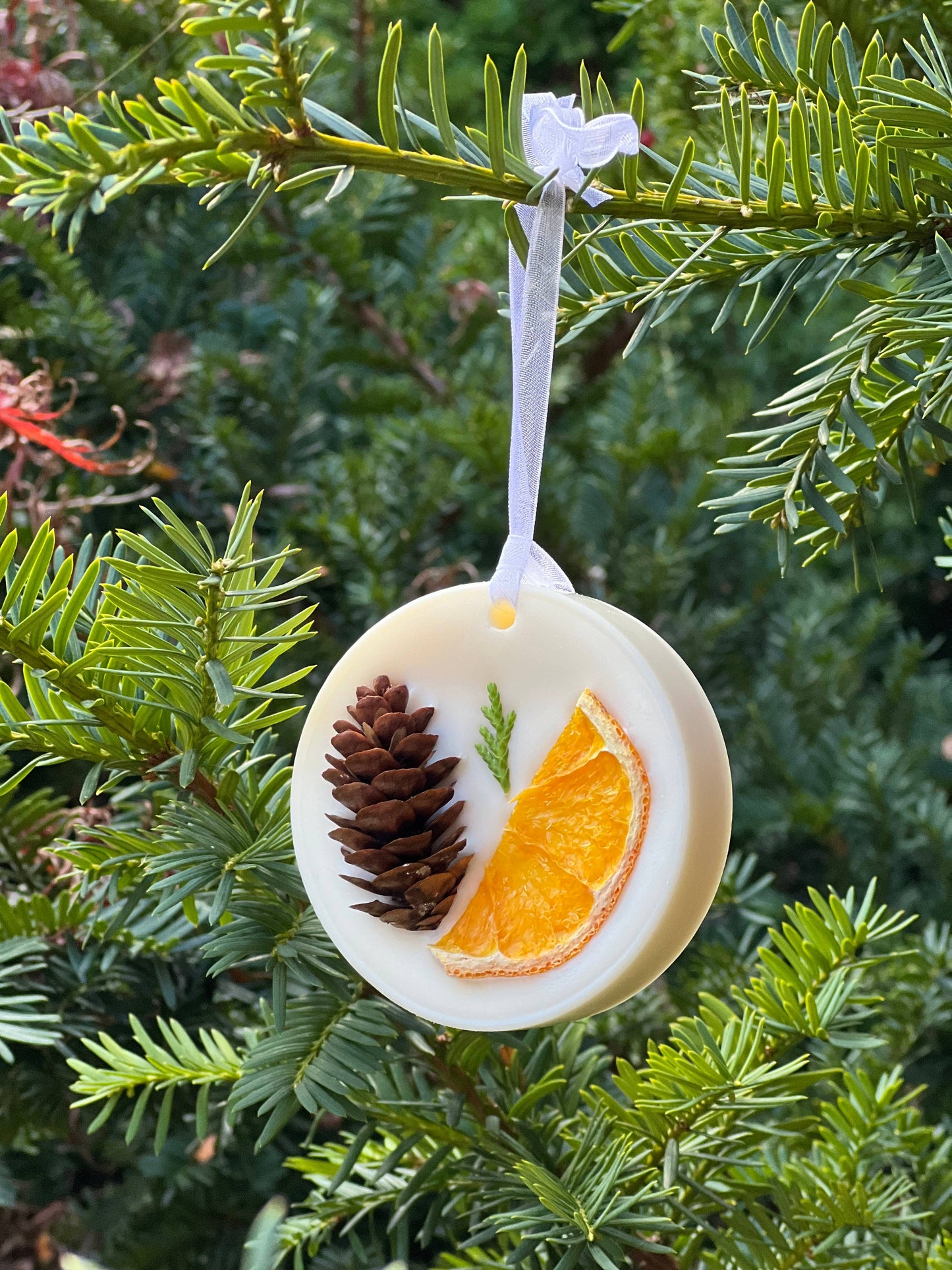 Scented Wax Sachet | Christmas Scented Candle Ornament: Clementine & Sage / Christmas edition