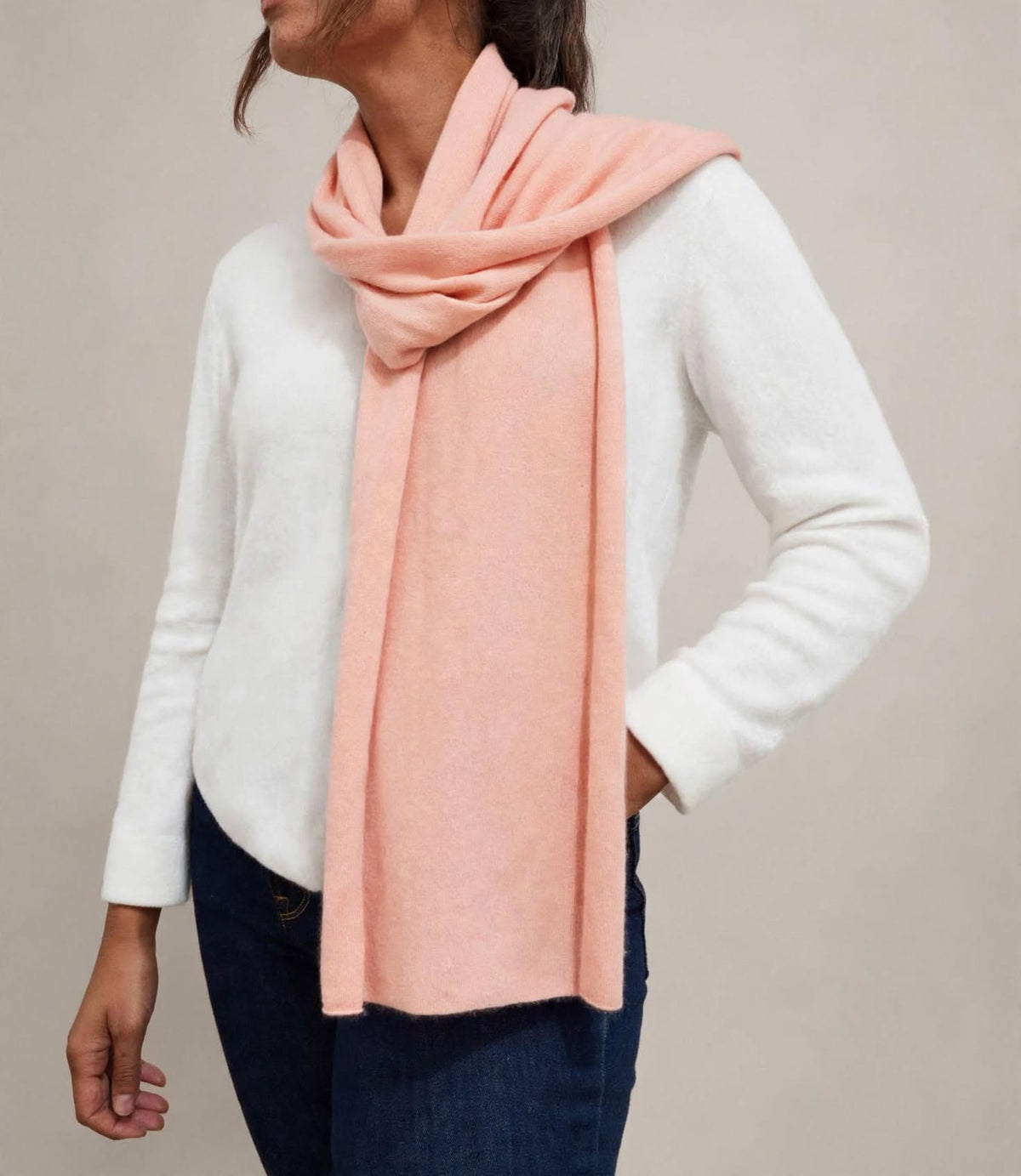 Solid cashmere knitted muffler pink