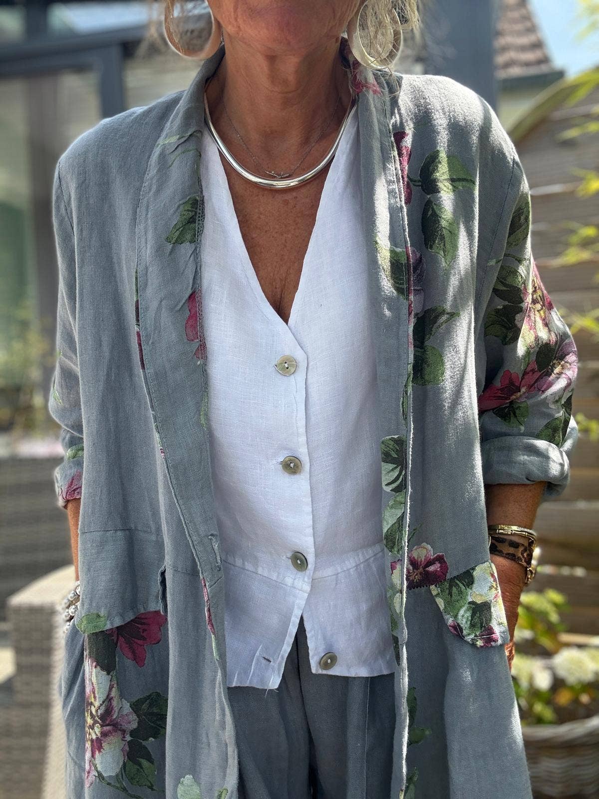 JACKET 1142 FLOWERS LINEN MATERIAL WITH POCKETS: Beige