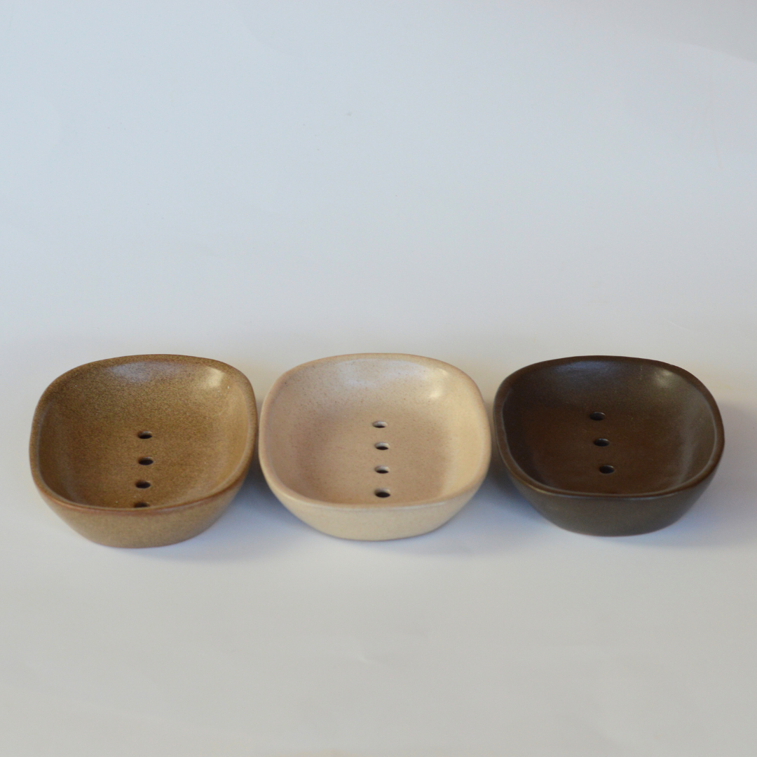 Soap Dish / Fair Trade Ceramic Stoneware : Charcoal Brown