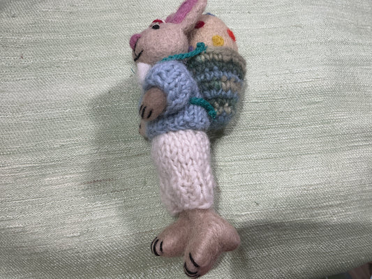 Rabbit with egg wool ornament
