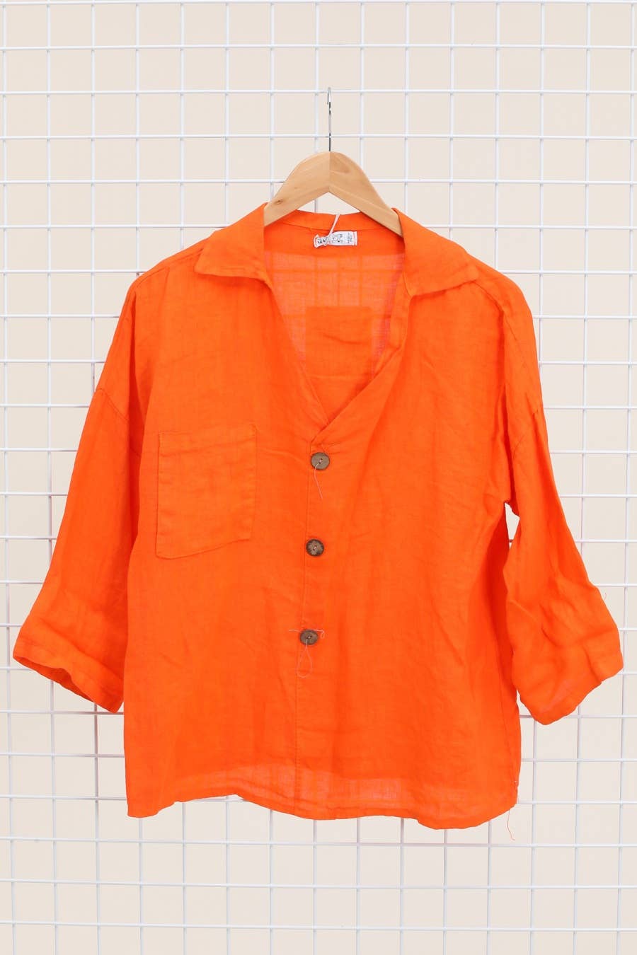 Linen blouse v-neck 68137 100% linen: Frog