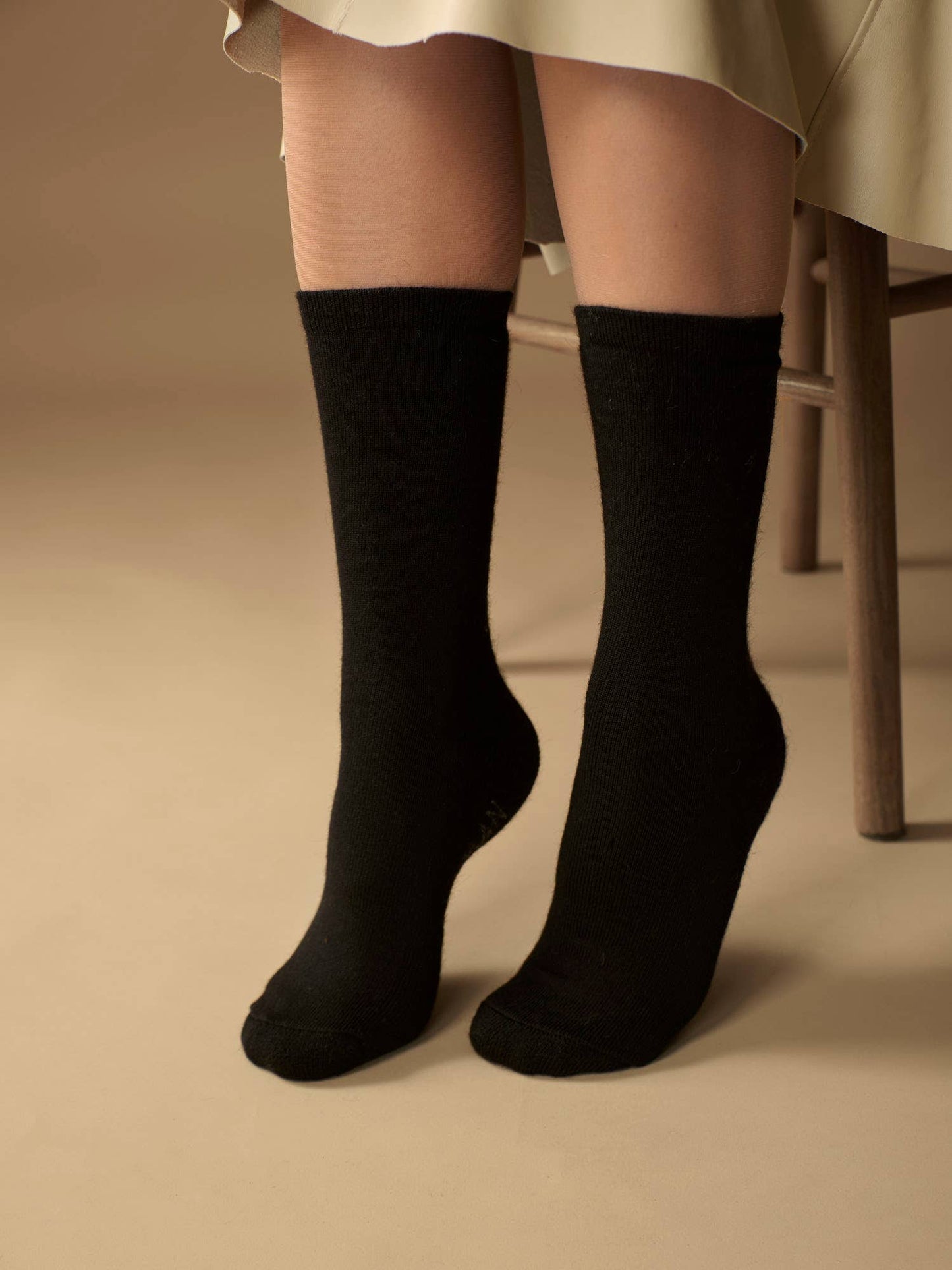 Solid Alpaca Socks | Light Cushion Socks | Crew Socks: Lilac / Medium