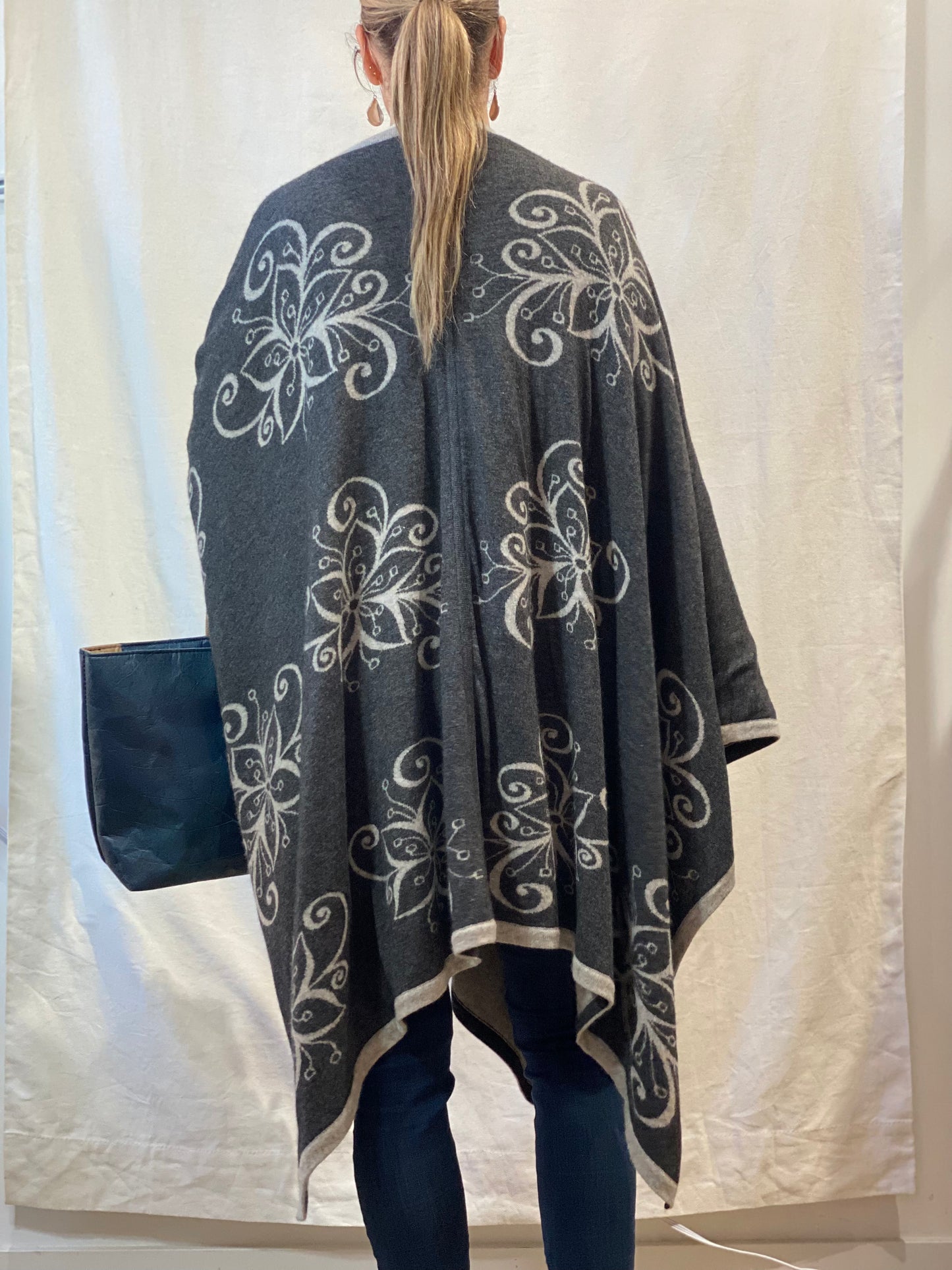 Thick and Plush Pure Cashmere Reversable Wrap
