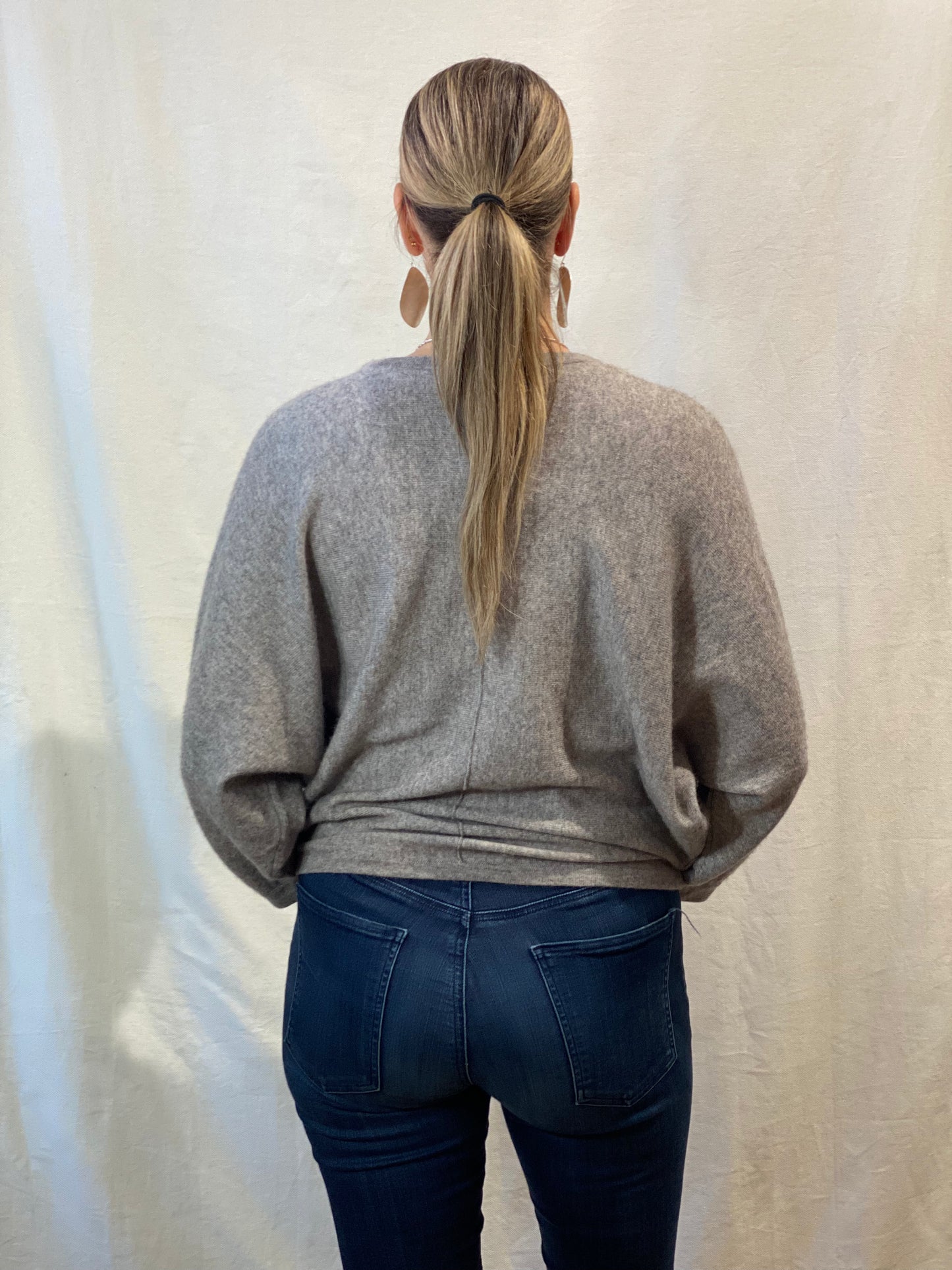 100% Pure Cashmere Butterfly Sweater Light Grey