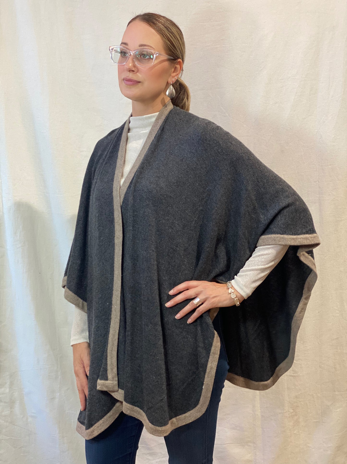 50% Sheep's Wool - 50% Cashmere Wrap (Reversable)