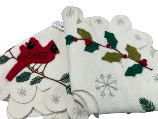 Felt tree skirt