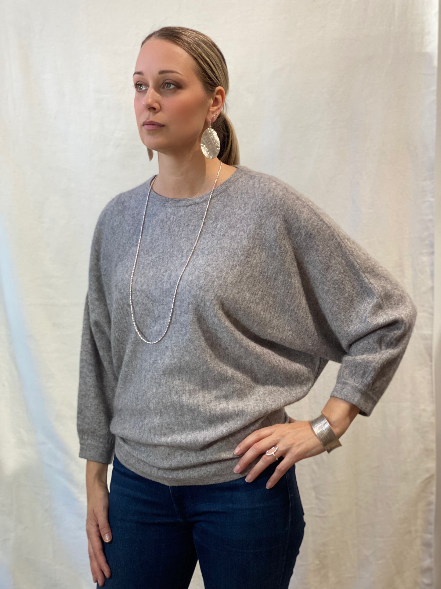 100% Pure Cashmere Butterfly Sweater Light Grey