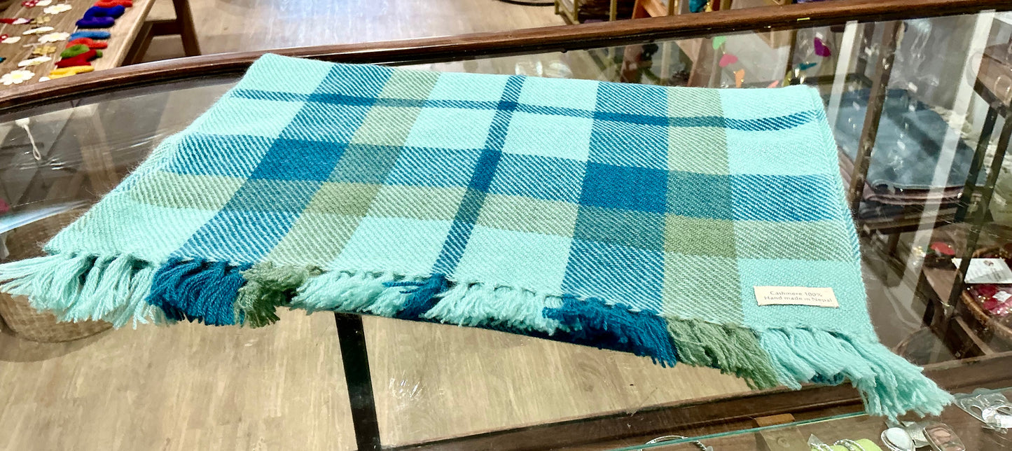 100% Cashmere Blue Tartan Muffler. NEW!
