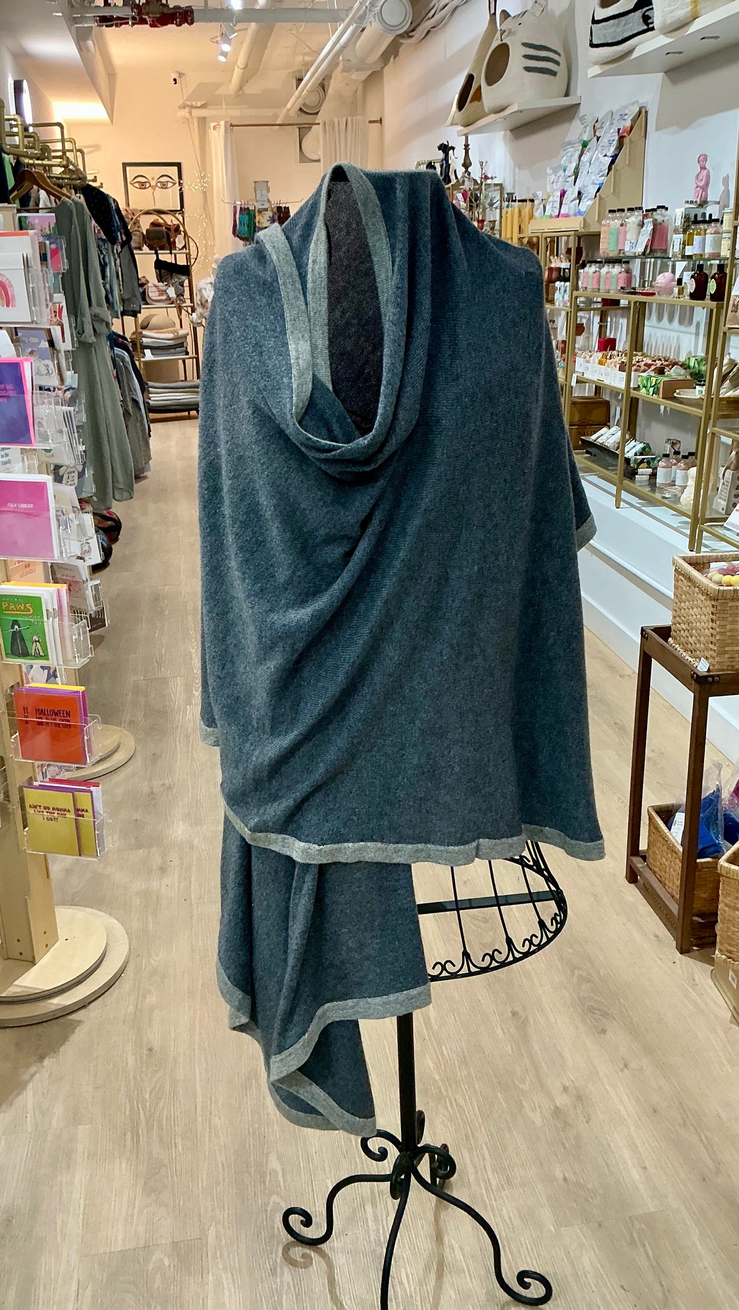 50% Cashmere 50% Soft Wool Wrap (Dark Grey)