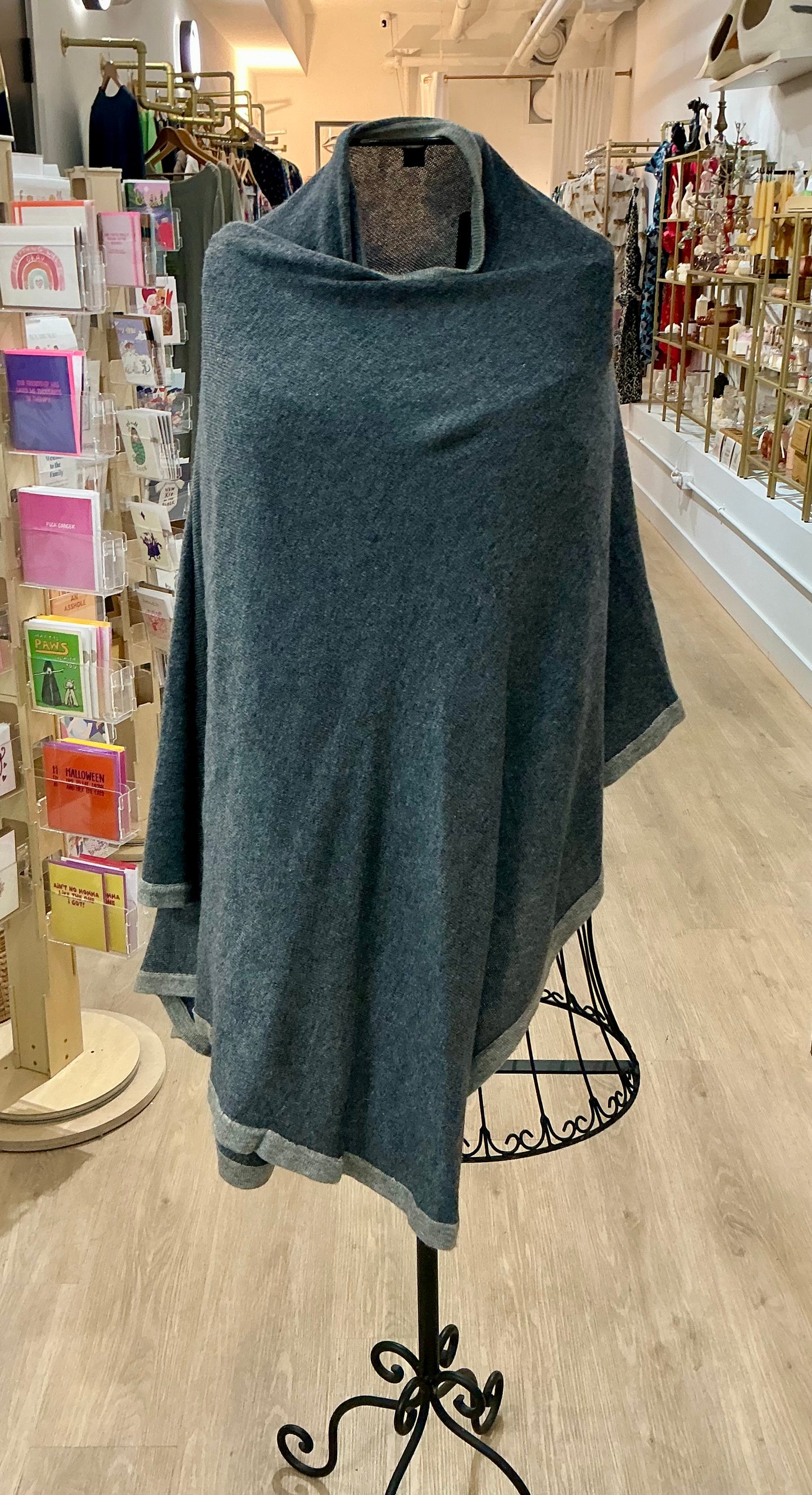 50% Cashmere 50% Soft Wool Wrap (Dark Grey)
