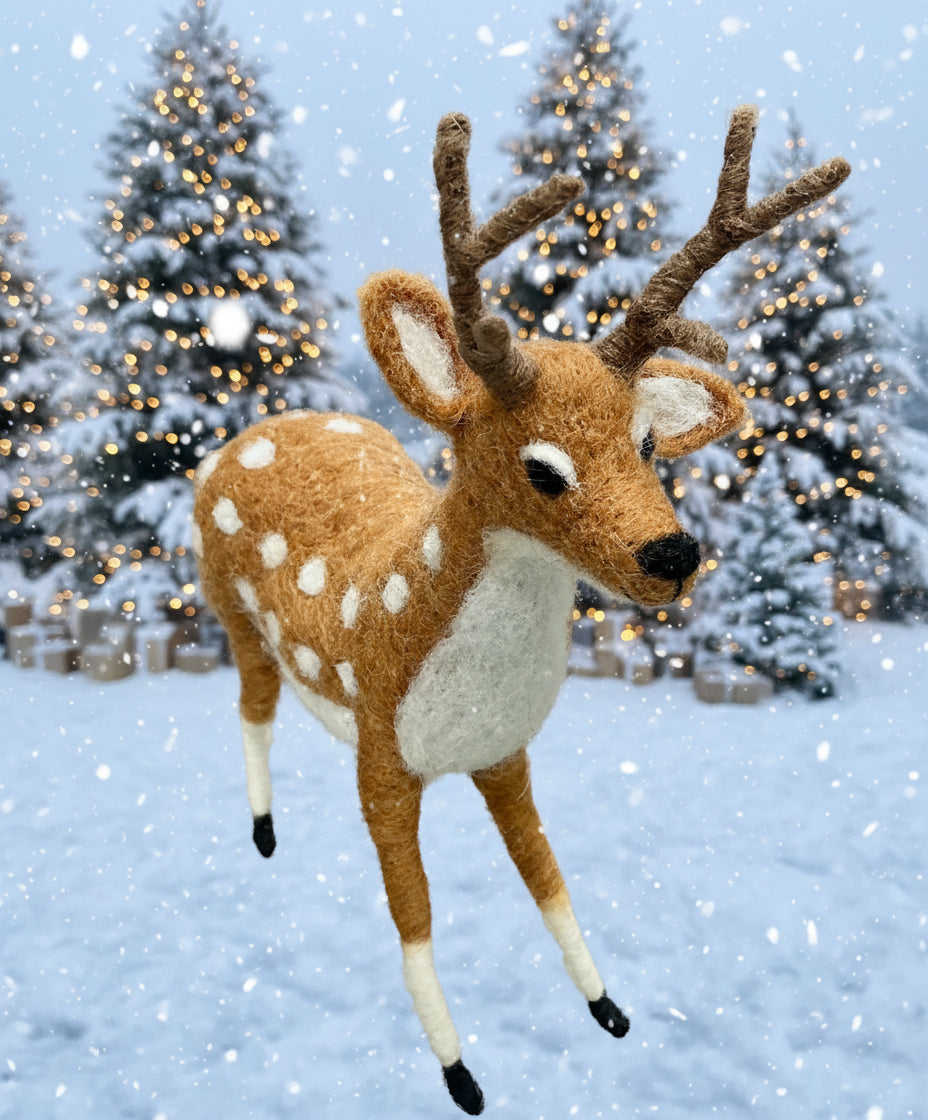 Self Standing Deer (Large)