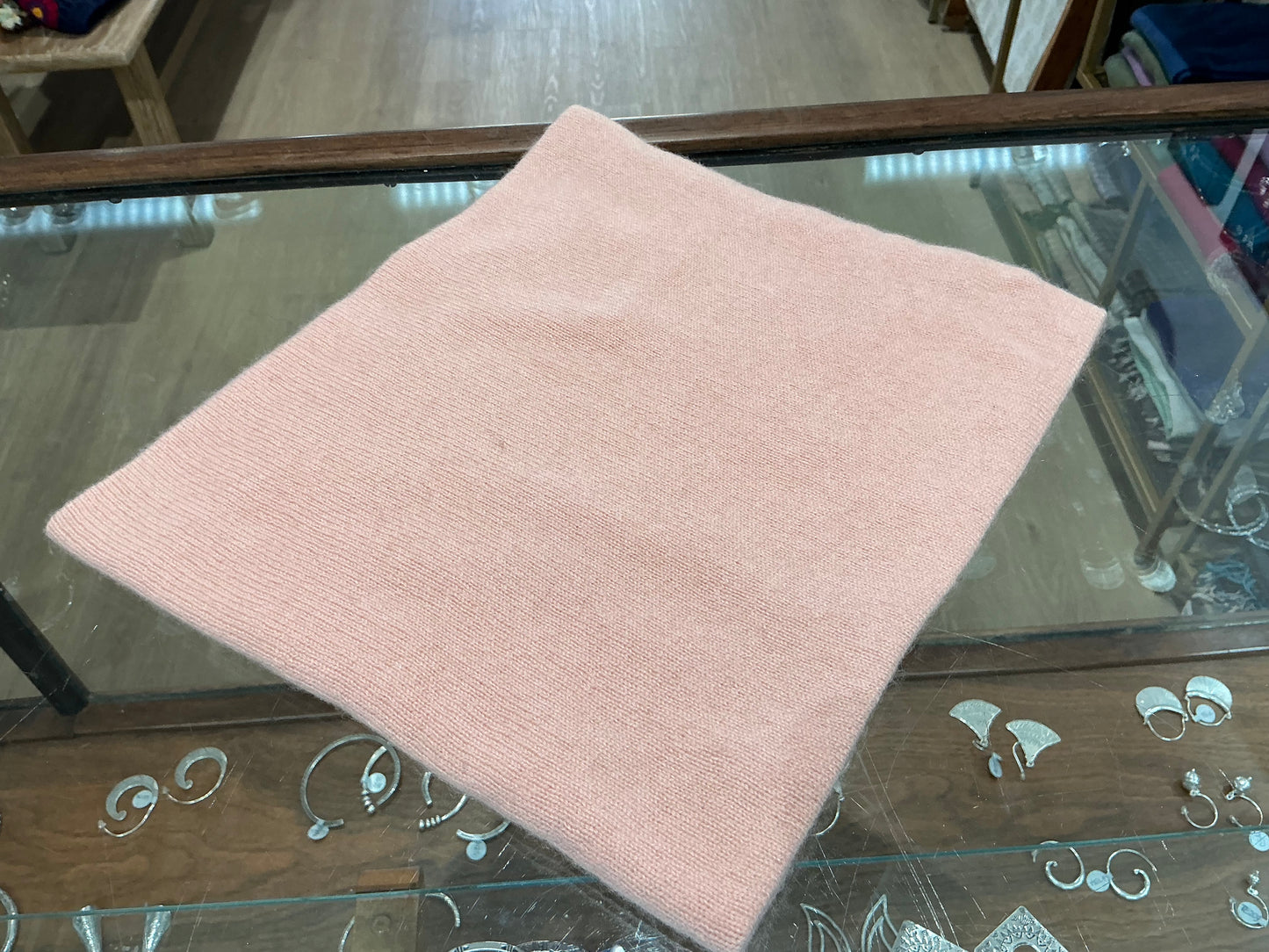 Cashmere neck warmers