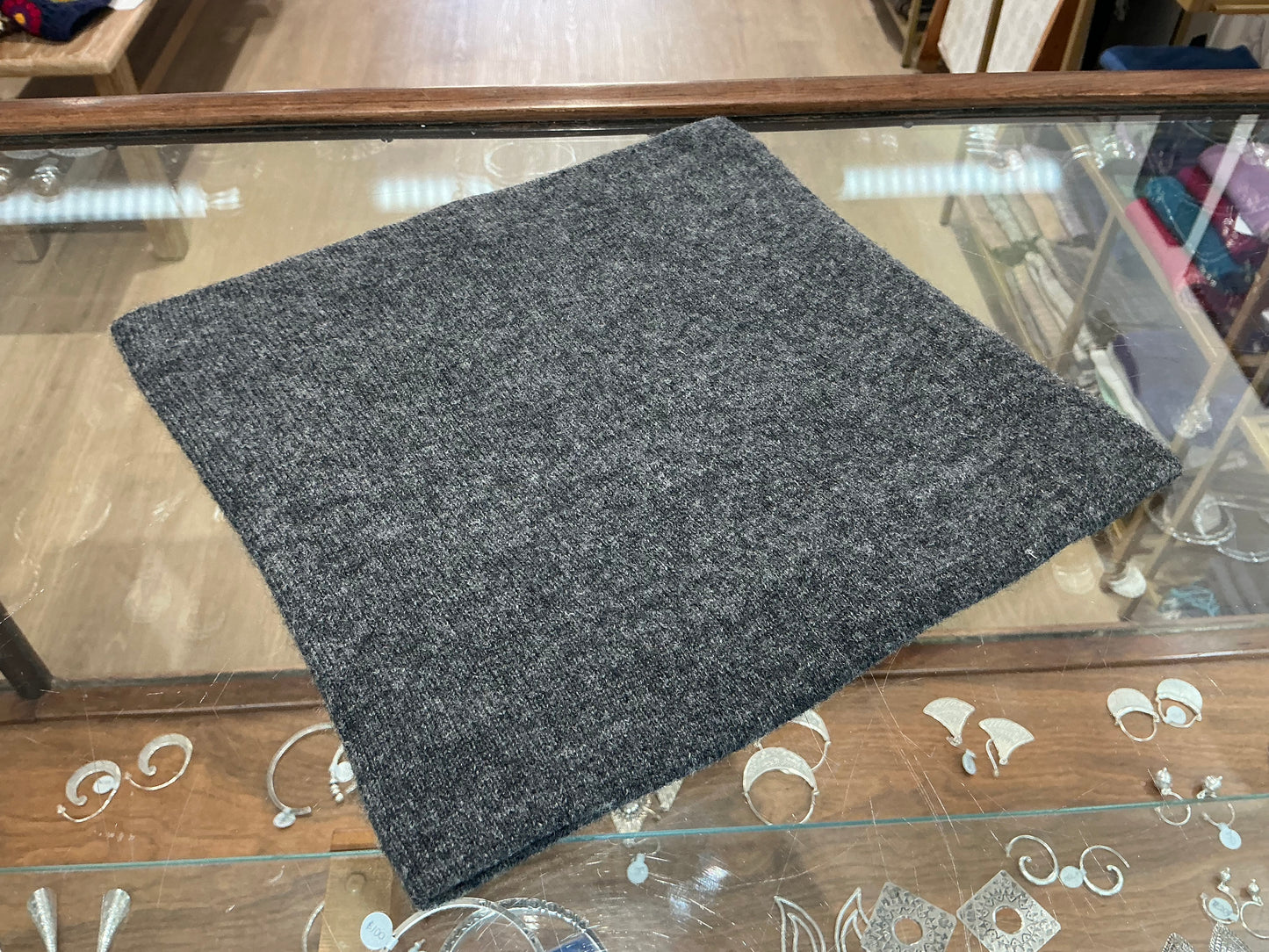 Cashmere neck warmers