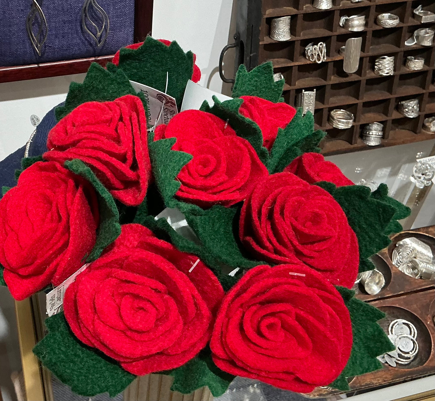 Red felt roses small