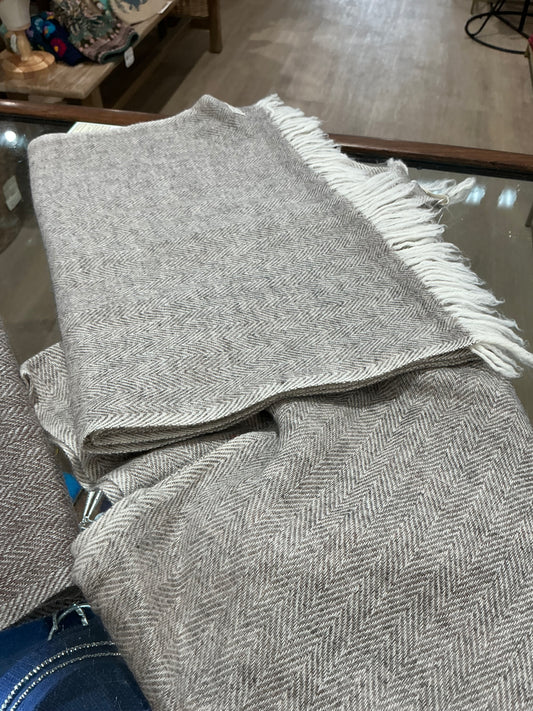 100% Cashmere Taupe  Herringbone